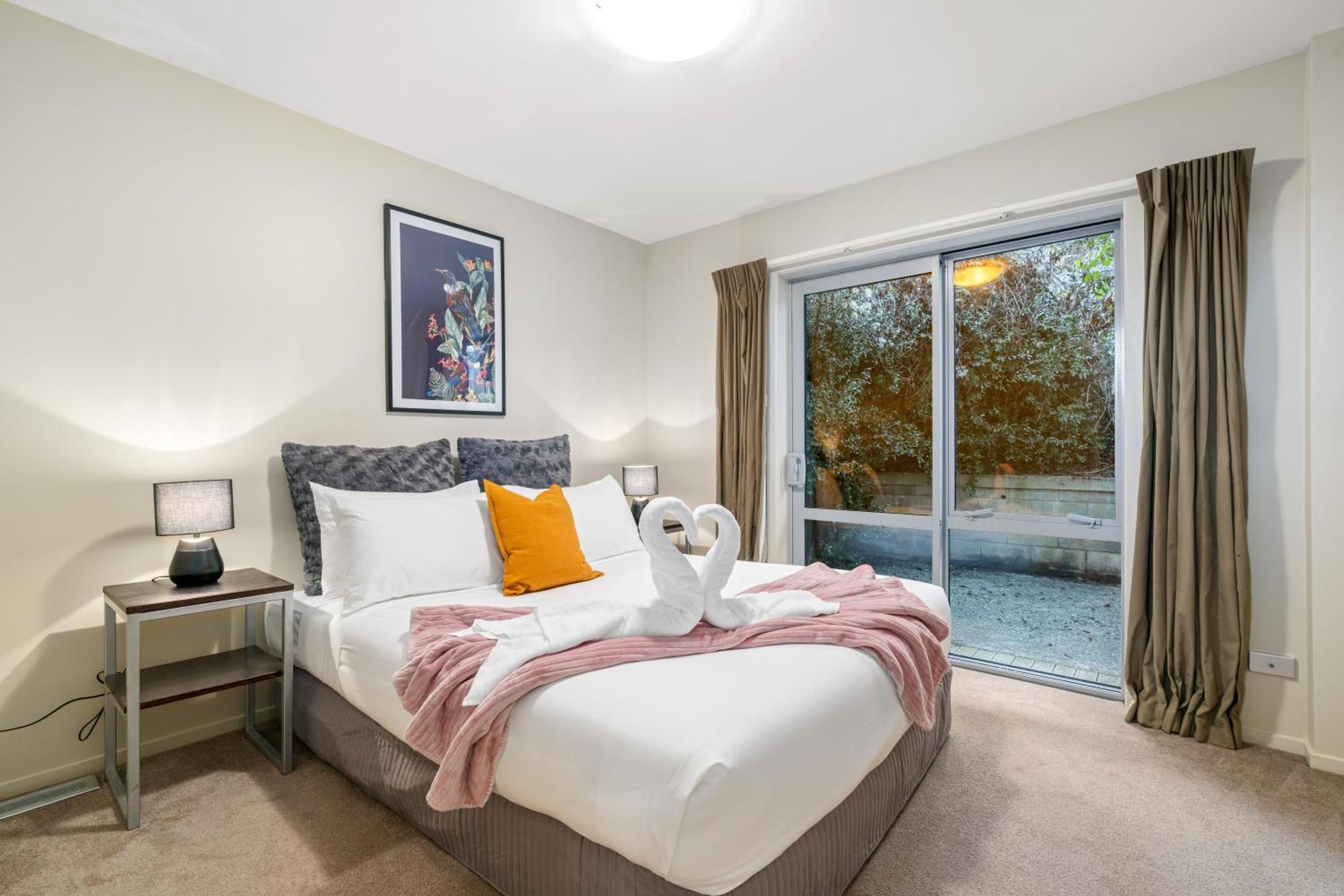 2-Bedroom Apartment With Lake & Mountain View - Beechwood Queenstown Kültér fotó
